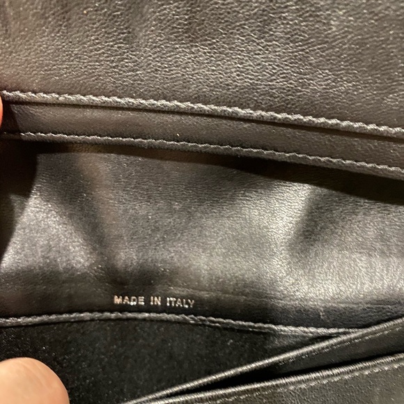 Chanel patent leather Lucky Symbol wallet - Picture 7 of 11